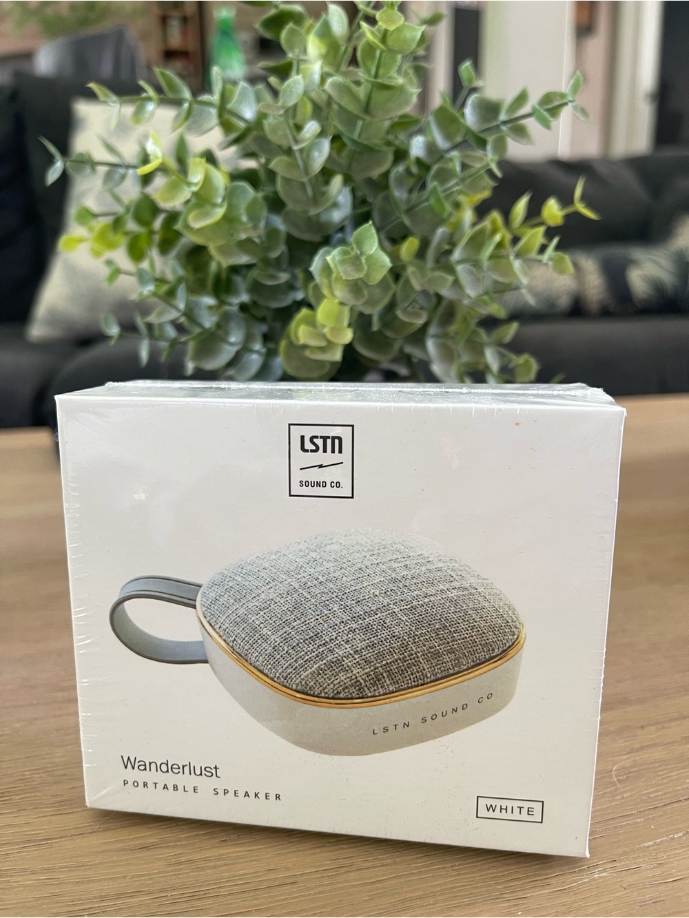 Wanderlust Portable Speaker by Wanderlust — White Fabric with Gold Trim - Picture 3 of 8